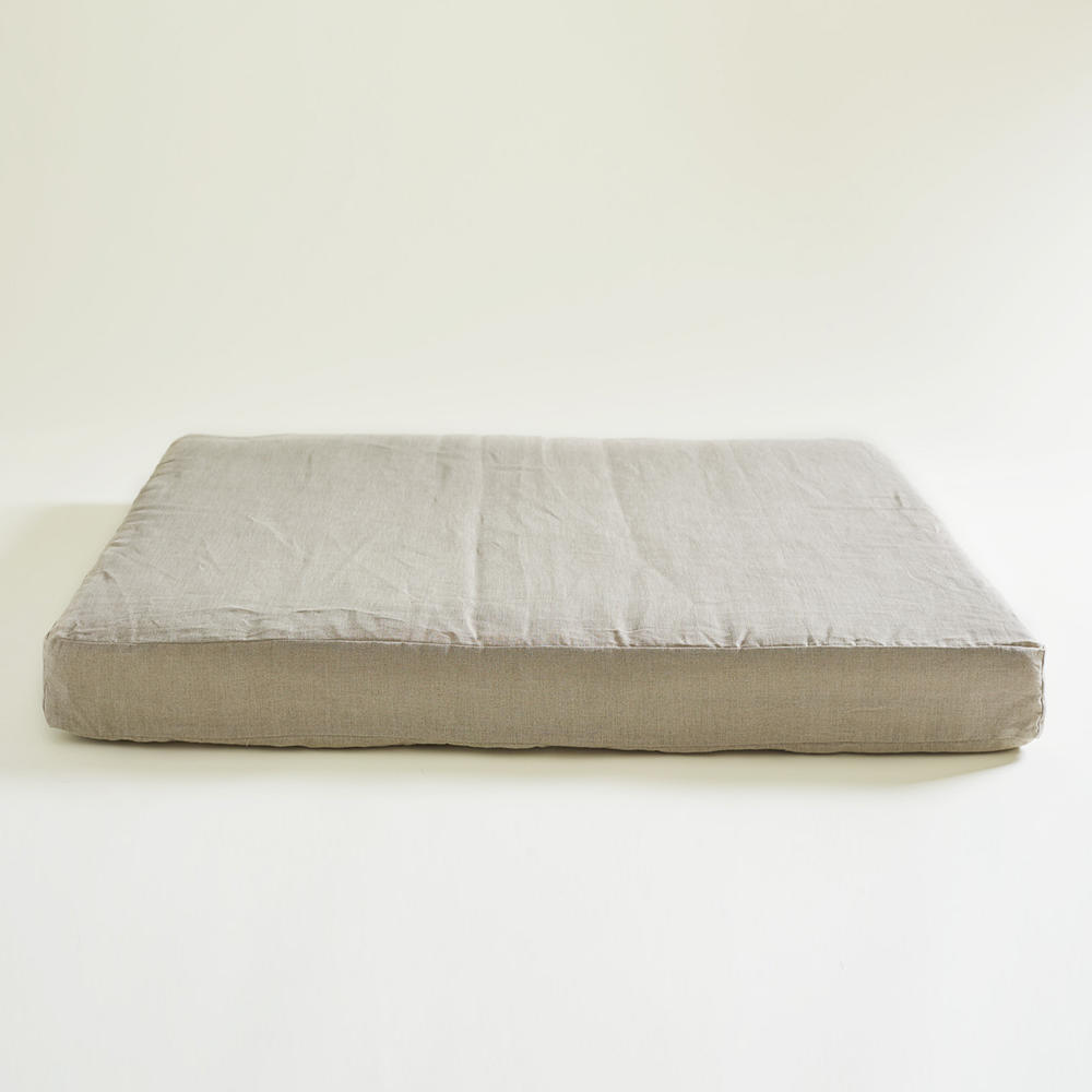Helen Wells »Tweed Blackberry« Dog Bed, Size M 