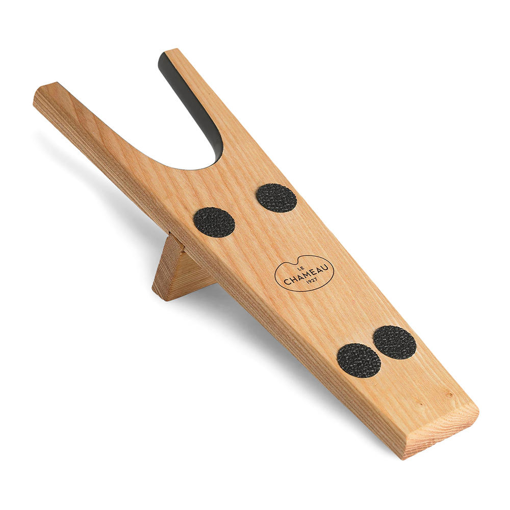 Le Chameau Stiefelknecht, aus Holz
