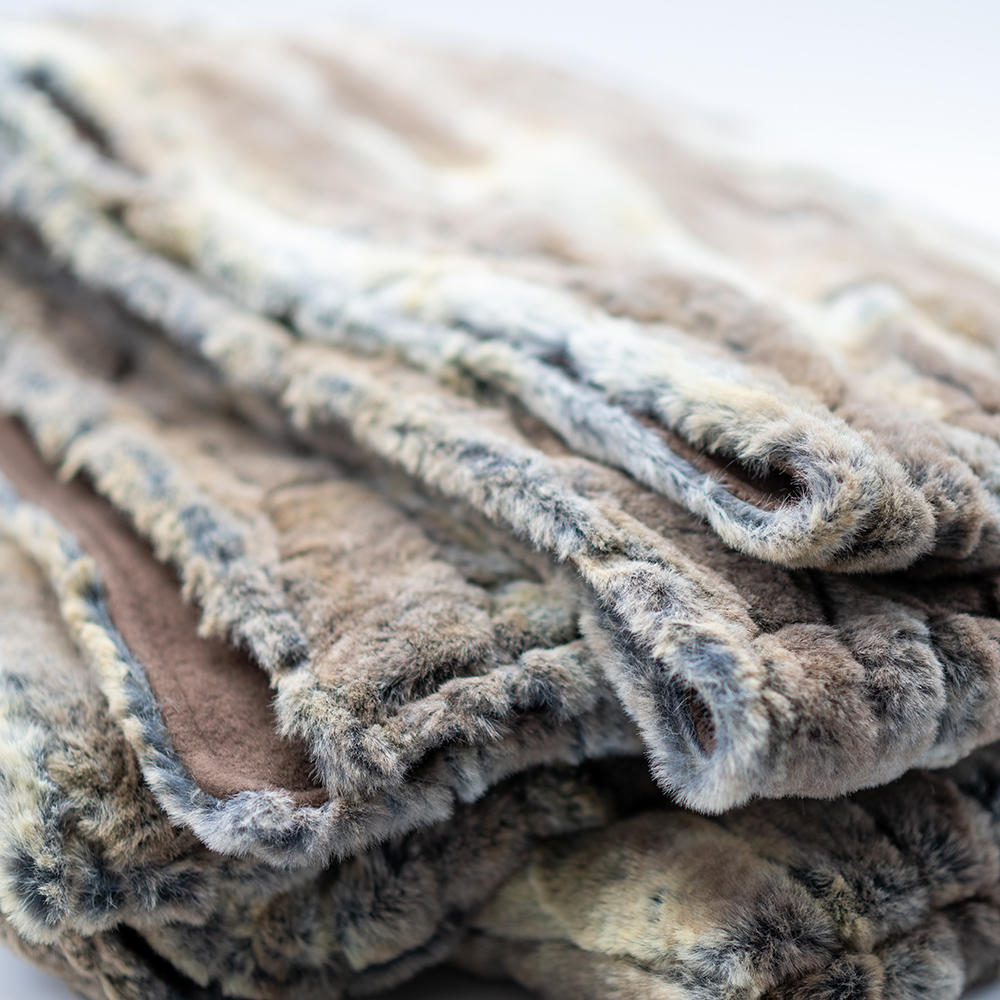 Rey Pavón Blanket, Fake Fur